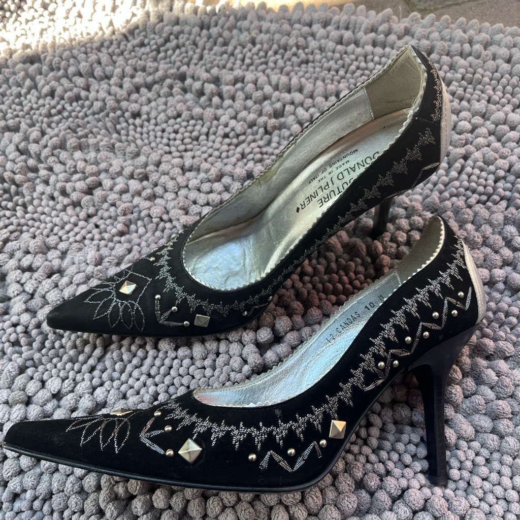 Donald J. Pliner Black And Silver Heels
